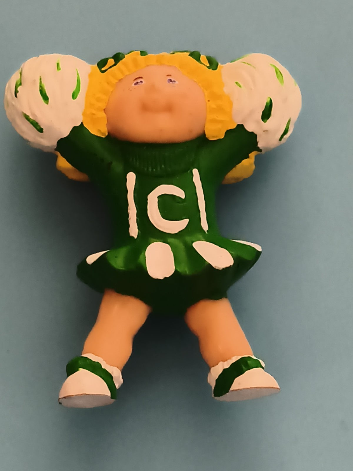 Figurine Cabbage Patch Kids pom-pom girl vintage verte, poupée décorative rétro