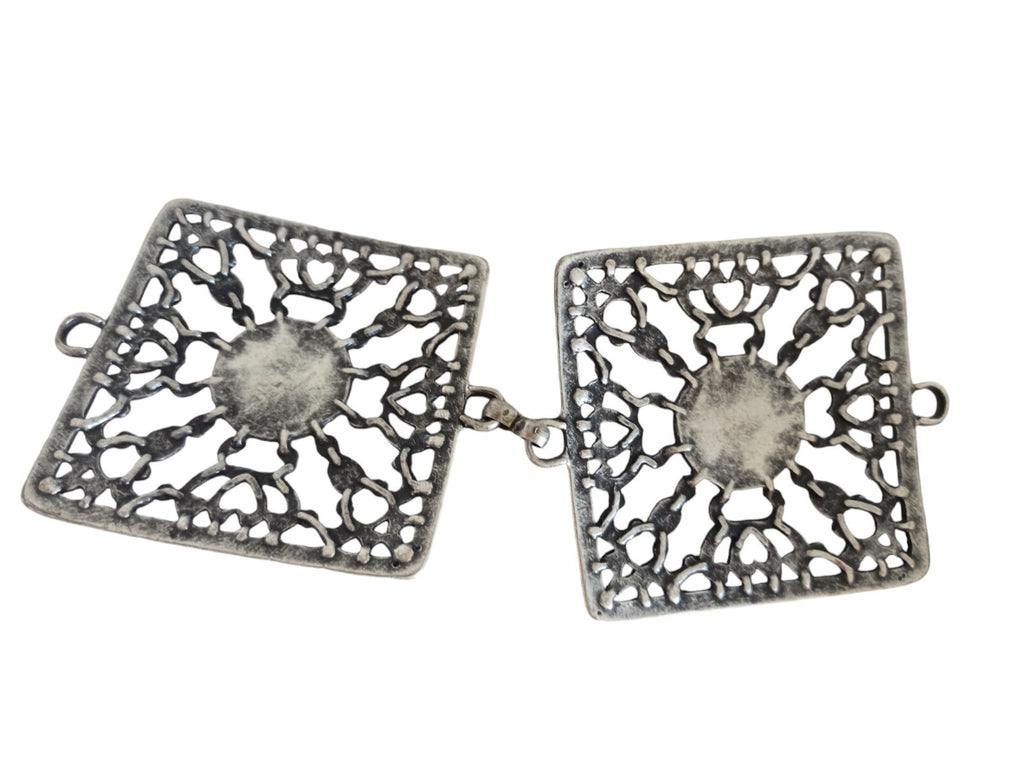 Lot 2 boucles de ceinture vintage plaqué argent motif ajouré cabochon bleu