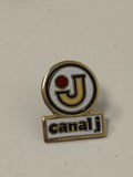 Pin's rétro ancien Canal J vintage badge télévision jeunesse collection années 9
