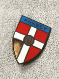 Insigne blason émaillé Annecy ancien, écusson vintage rouge blanc bleu