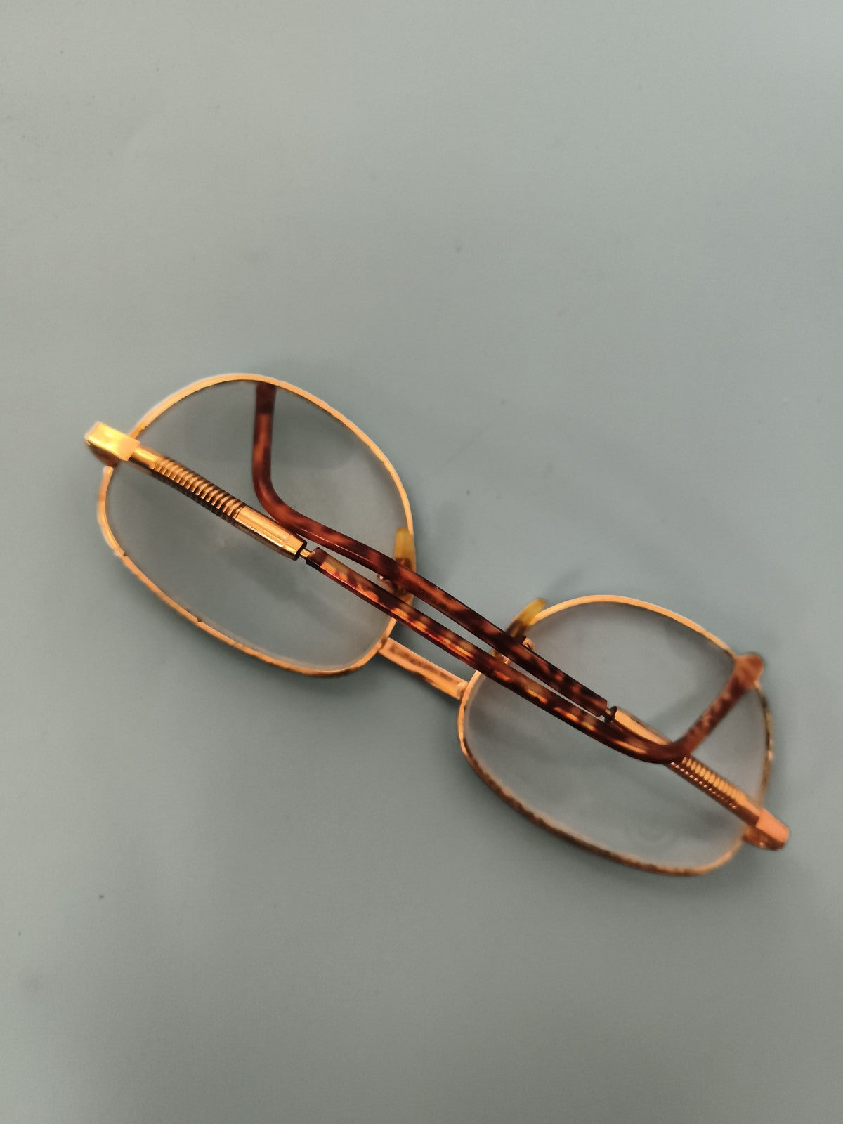 Paire de lunettes anciennes années 1930 monture dorée vintage rétro optique