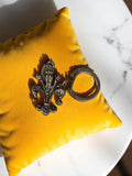 Porte-clés rétro fleur de lys finition dorée – style ancien, accessoire vintage