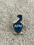 Pin's vintage APM pélican bleu ancien badge émaillé années 80-90 (Ref 1)