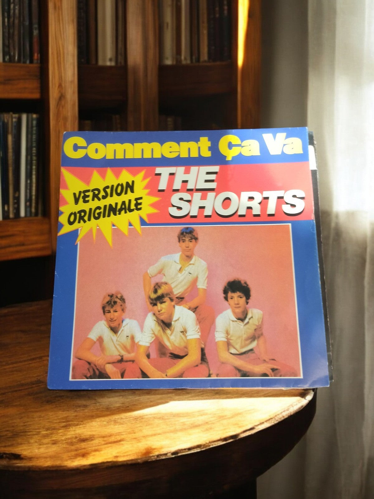 Disque vinyle 45 tours The Shorts Comment Ça Va version originale vintage