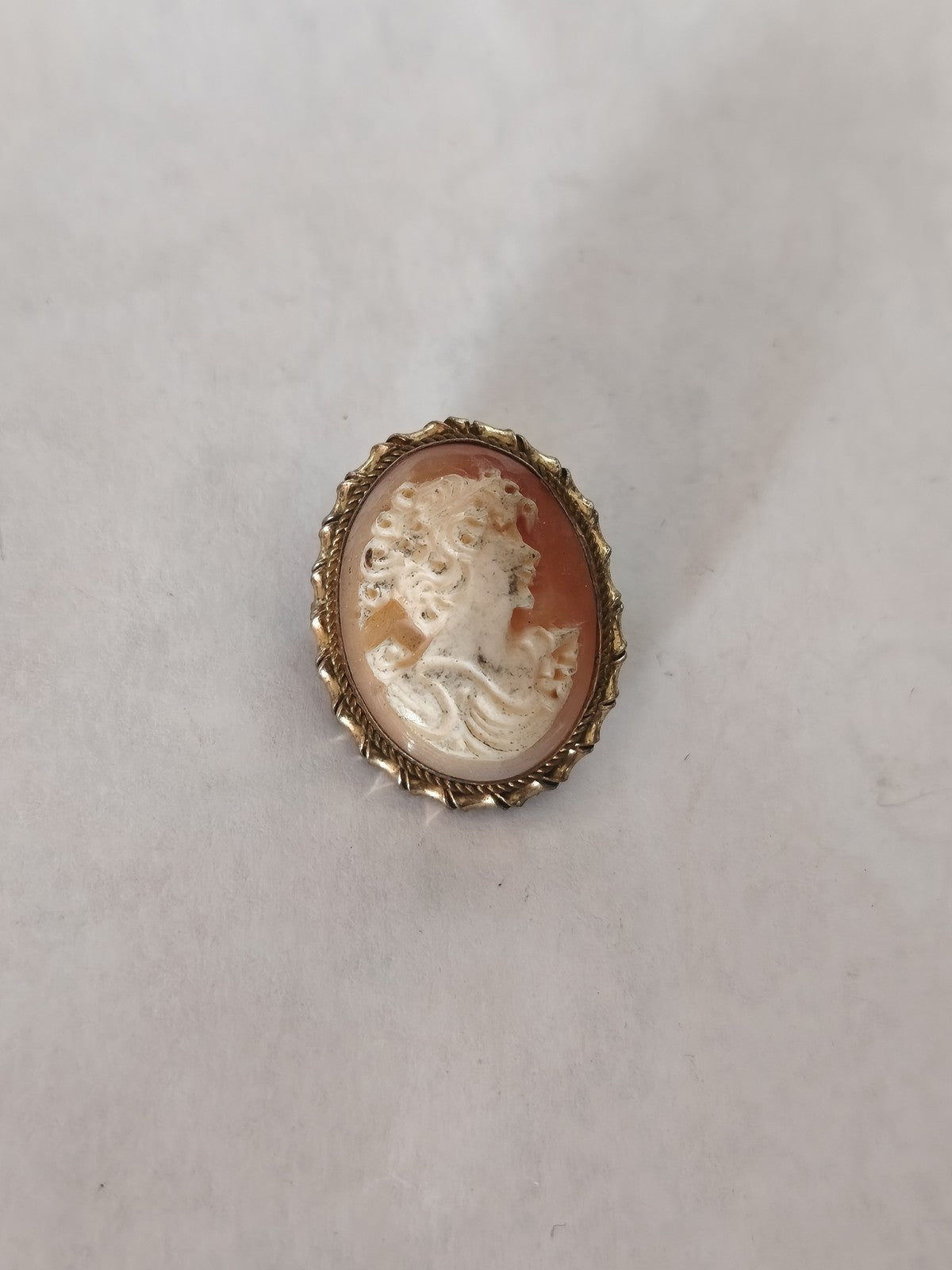 Broche vintage ancienne fantaisie rétro ? Bijou original pour collectionneur