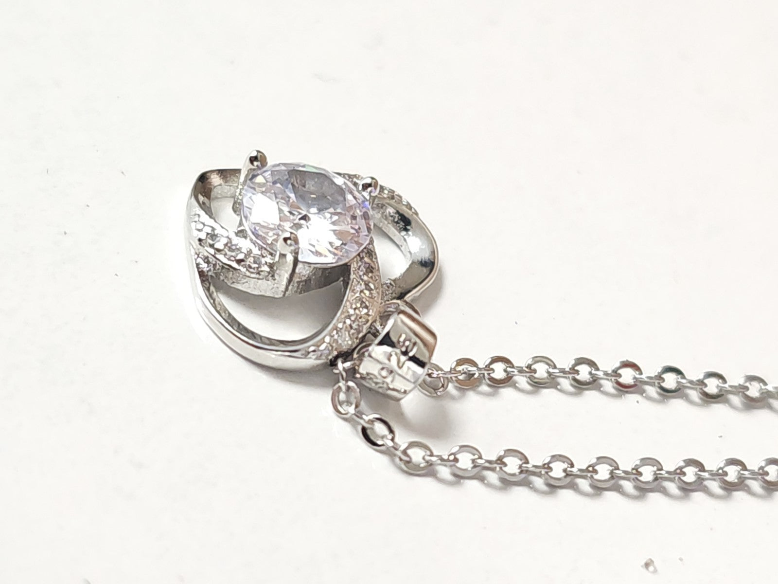 Collier élégant en argent véritable pour femme - Bijou raffiné, occasion soignée