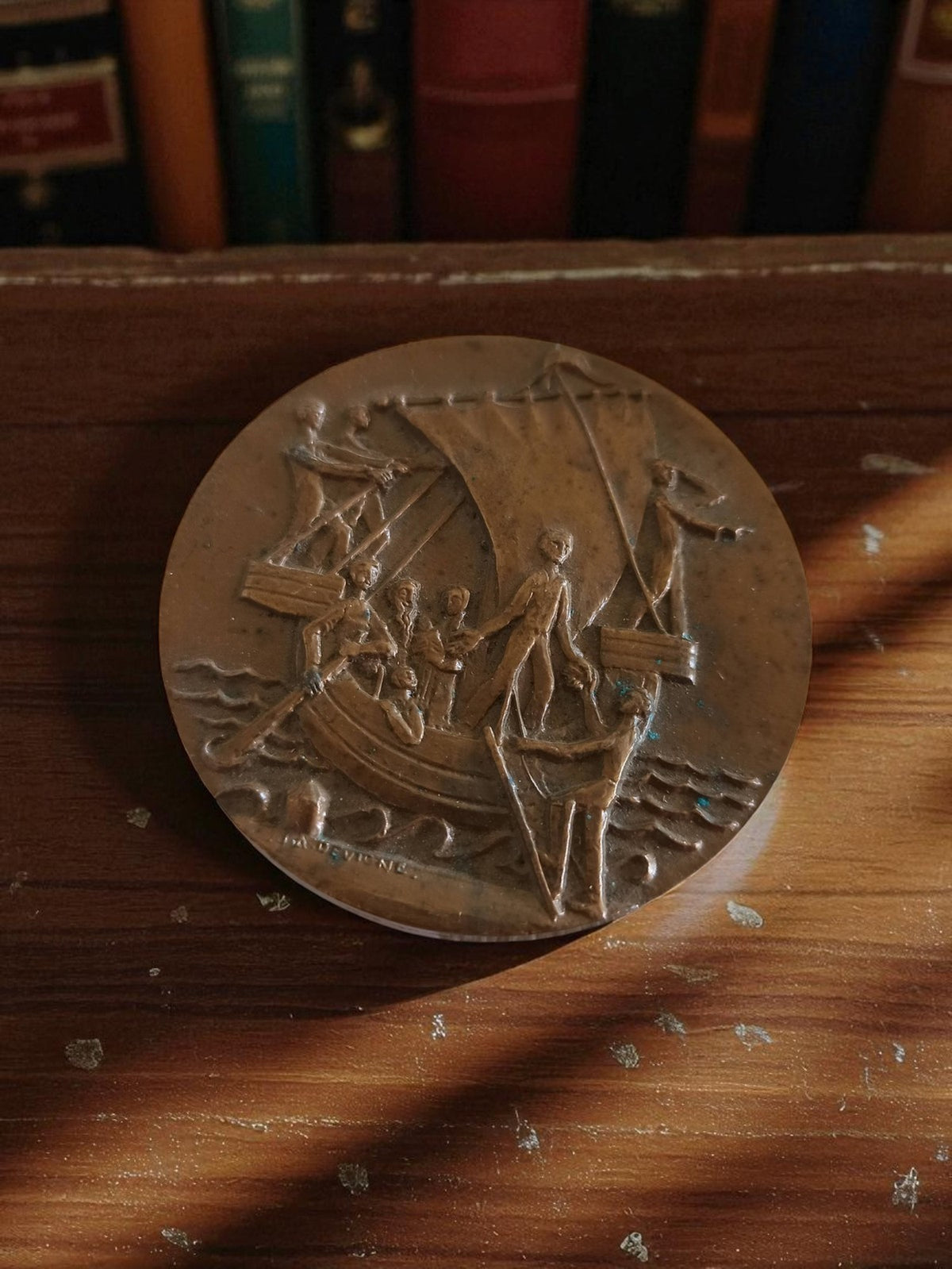 Médaille bronze vintage Fédération Mutualiste Seine 1966 relief bateau