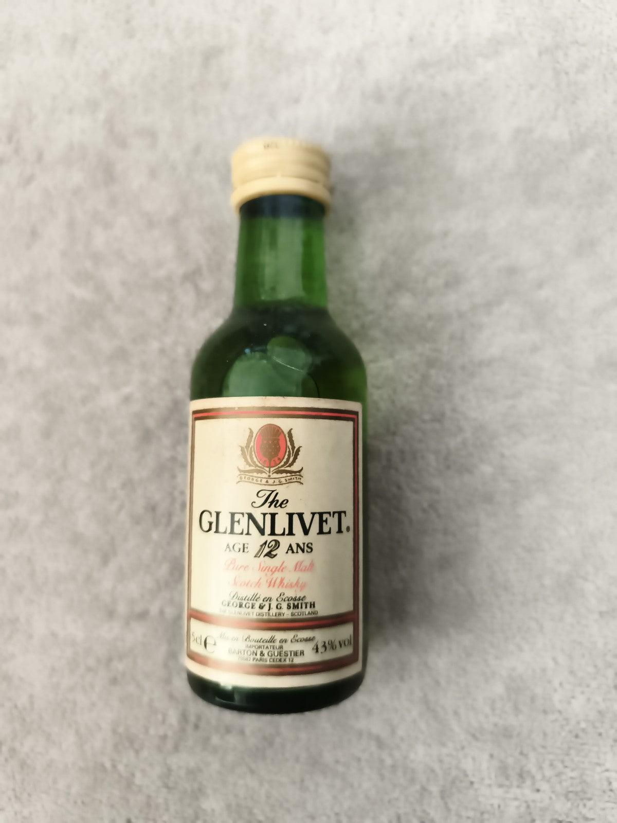 Mini-bouteille whisky Glenlivet 12 ans single malt 5cl partiellement remplie
