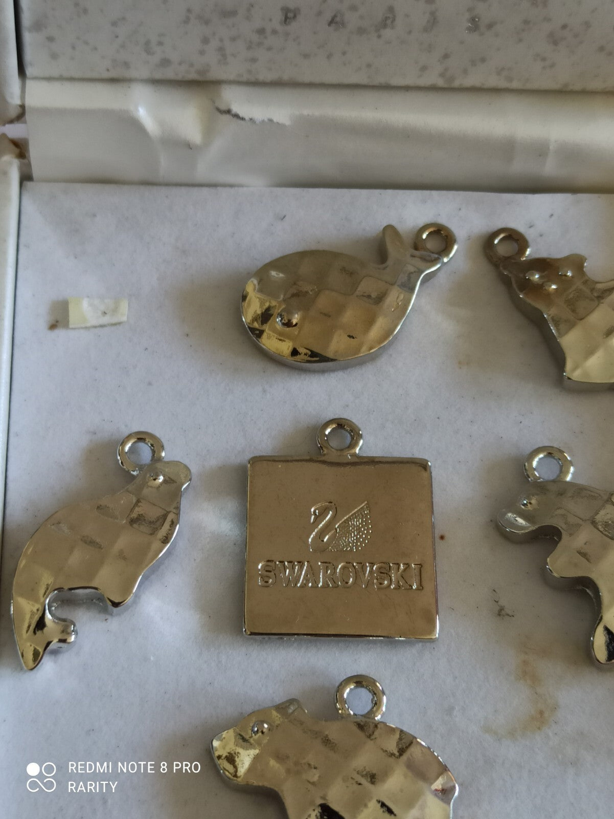 Coffret pendentifs métal Swarovski Lenôtre 2006 animaux, boîte d’origine