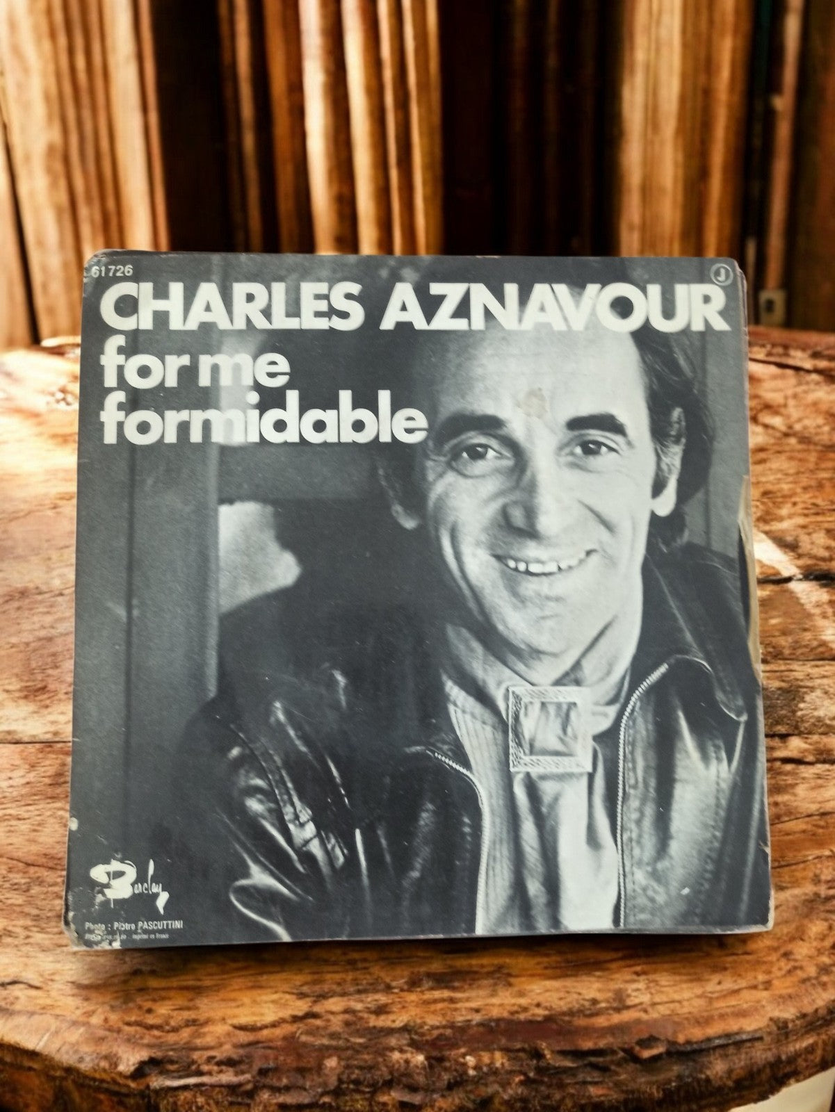 Disque vinyle 45 tours Charles Aznavour For Me Formidable vintage Barclay