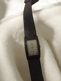 Montre femme vintage Anigoo rectangulaire cadran blanc rétro ancien