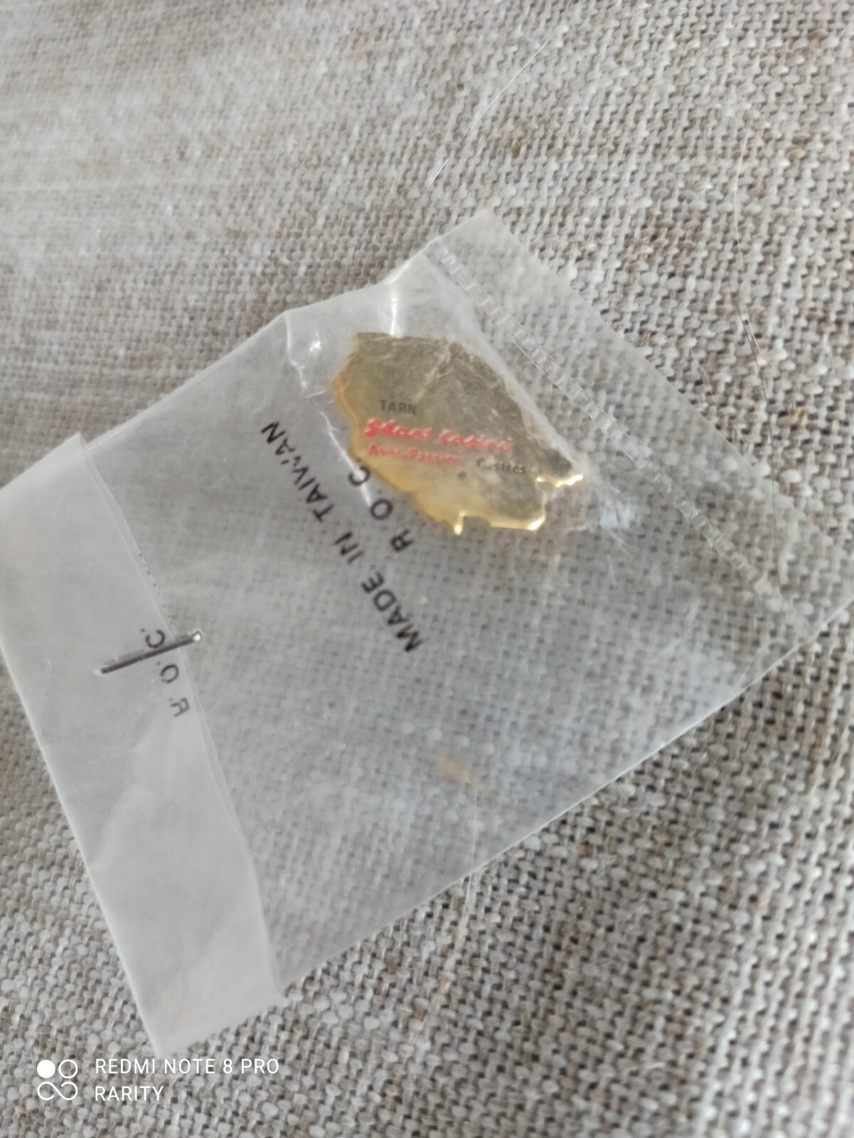Pin's Casino vintage doré forme Tarn sous sachet neuf ancien rare