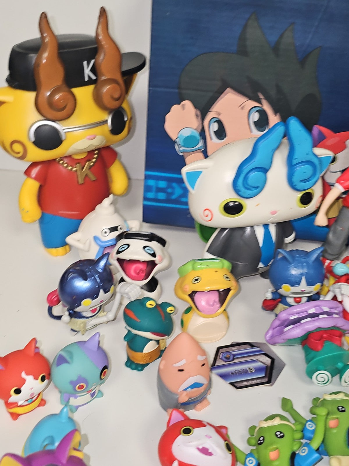 Lot vintage figurines Yokai Watch occasion, collection rare, jouets anciens enfa