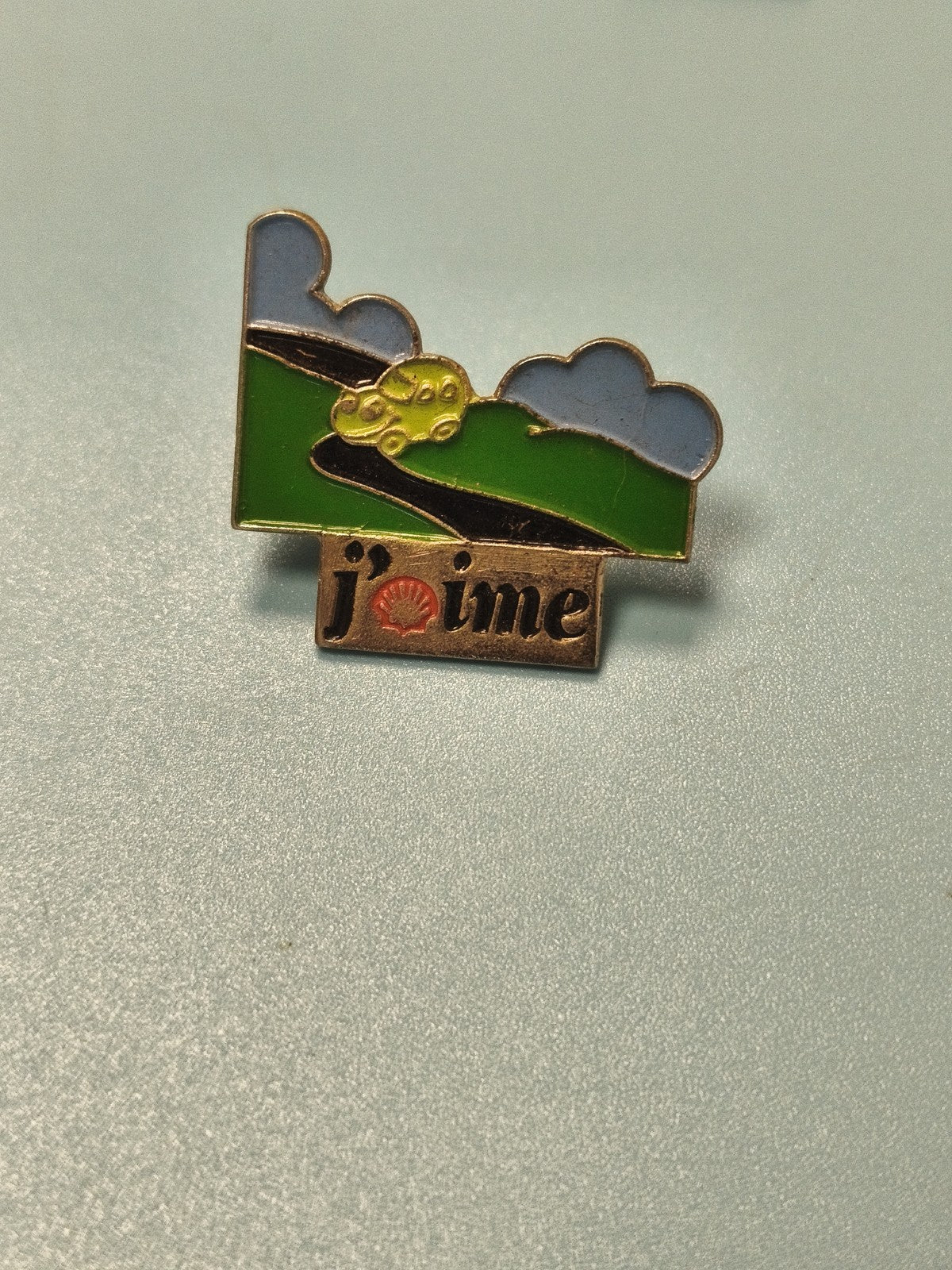 Vintage pin's Shell paysage campagne émaillé collection rétro rare