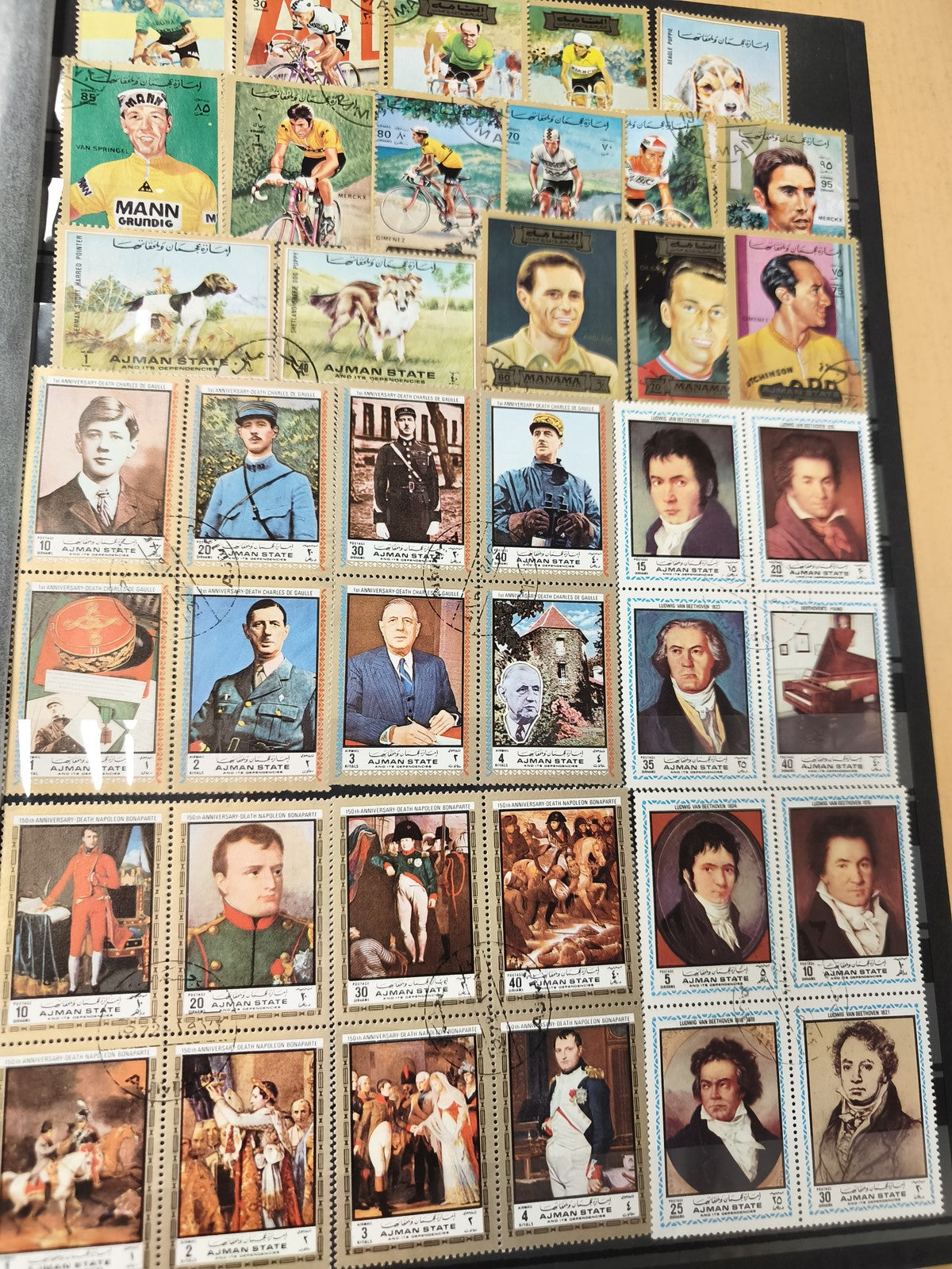 Lot de timbres illustrés Ajman et Manama ? thèmes sport, chiens, portraits