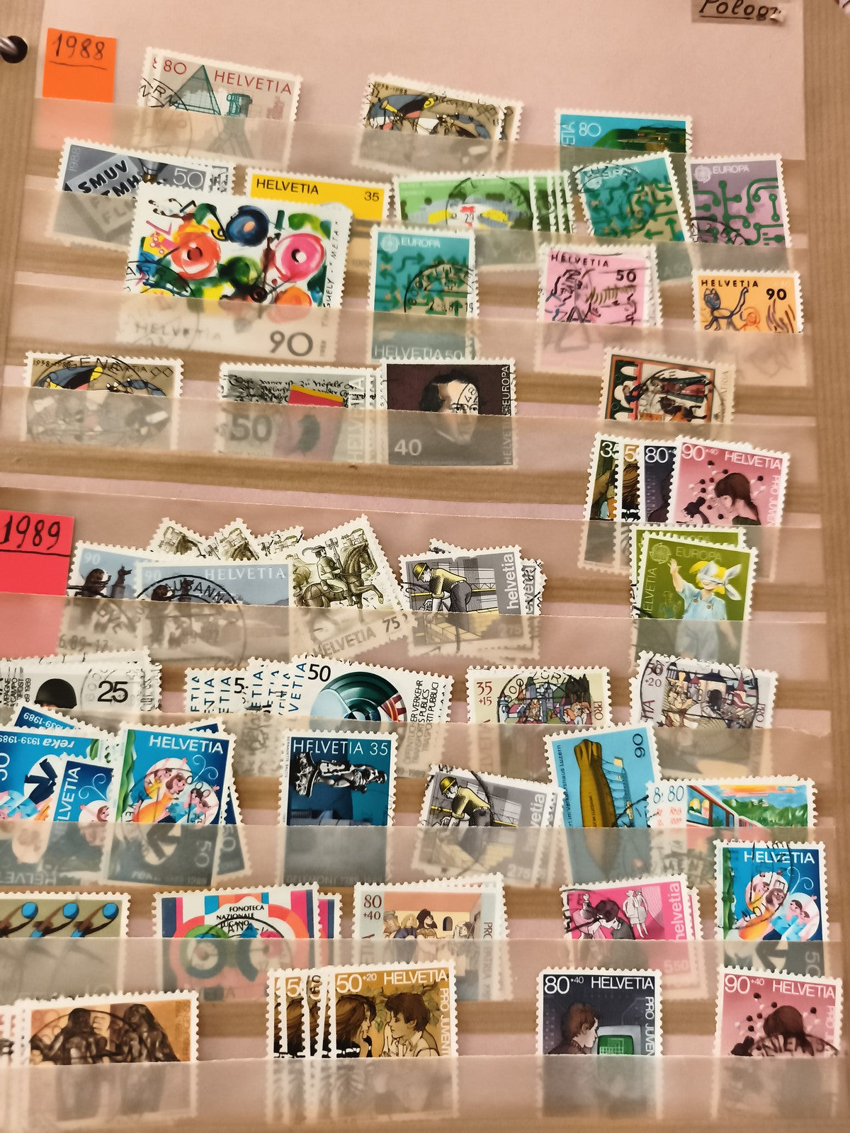 Timbres Suisse Helvetia 1988 1989 oblitérés thématiques colorés philatélie