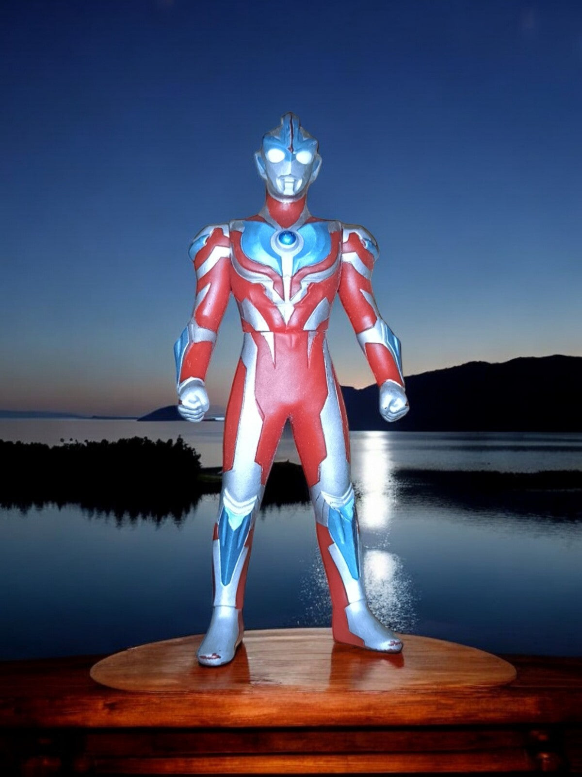 Figurine Ultraman Bandai 2013 rouge argent vintage Japon rare