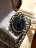 Pendentif vintage métal et pierre noire, bijou fait main rétro ovale