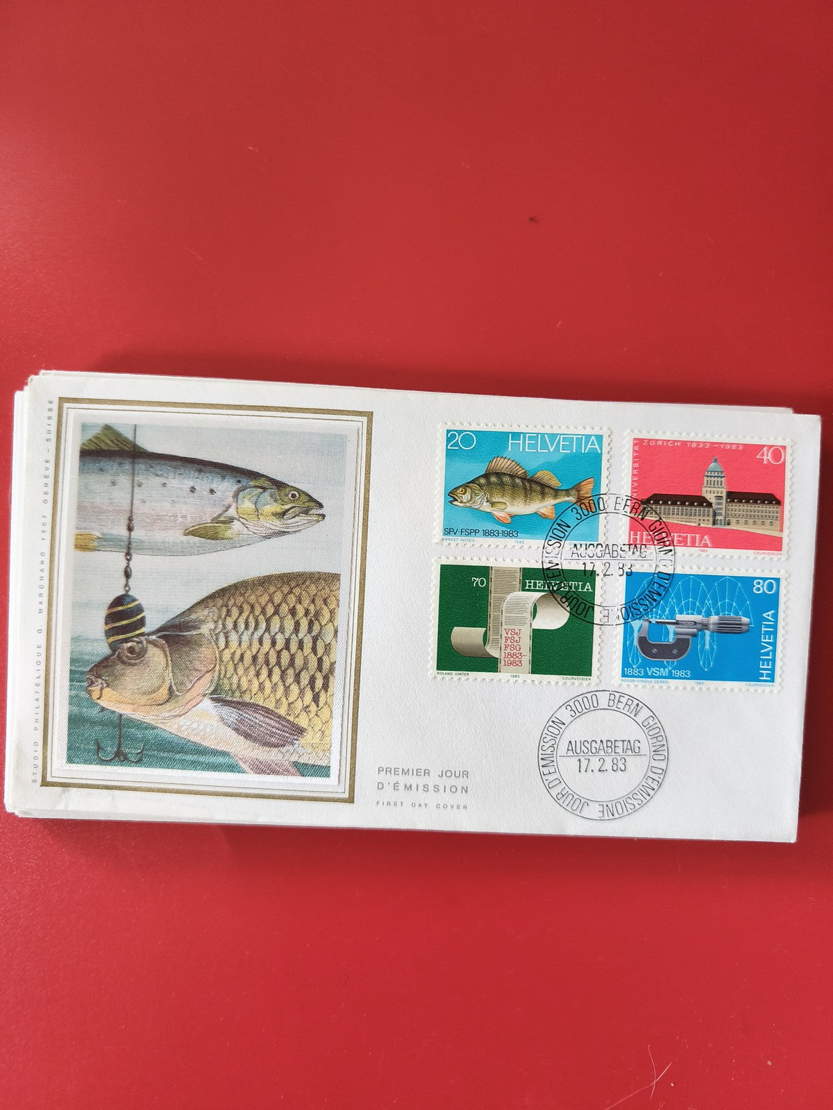 Enveloppe philatélie Premier Jour Suisse timbres Helvetia poissons et motifs