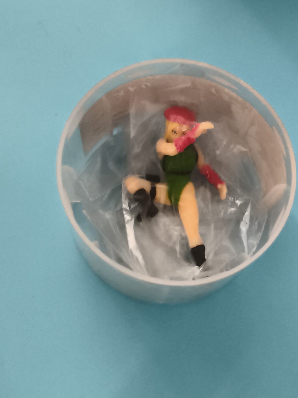 Figurine Street Fighter Cammy mini jouet capsule plastique
