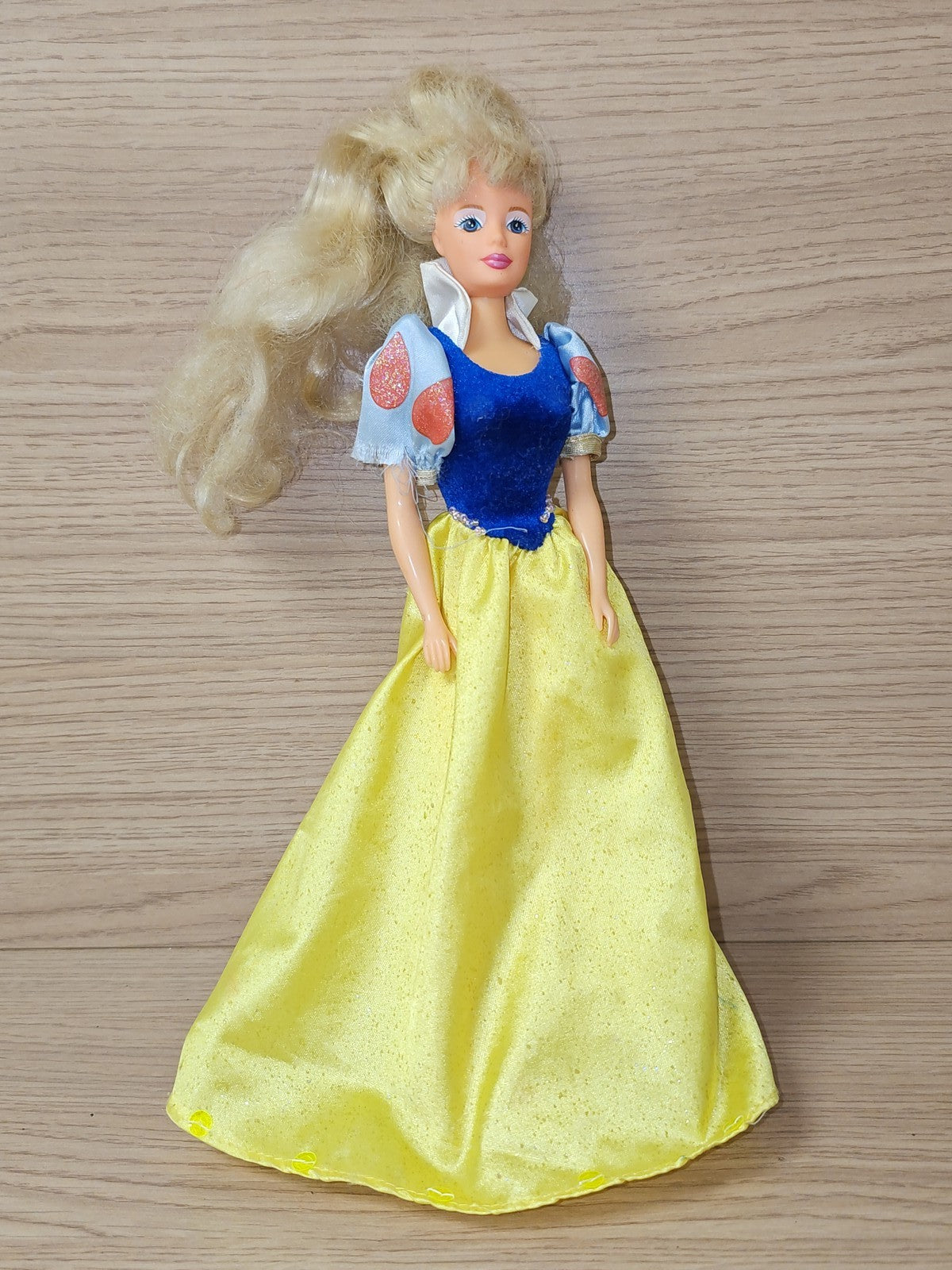 Poupée ancienne style Barbie clone Hong Kong rétro vintage pour collectionneur