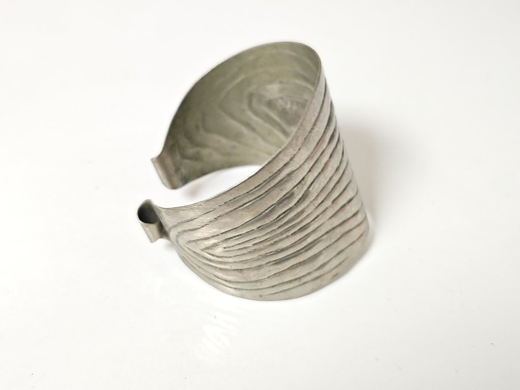Bracelet ancien vintage large à vérifier, style rétro, métal argenté, collection