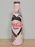 Bouteille Coca Cola pleine design Chantal Thomass édition spéciale boisson scell