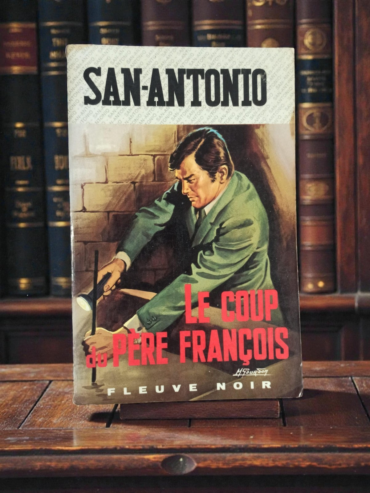 Livre de poche San-Antonio Le Coup du Père François vintage polar Fleuve Noir