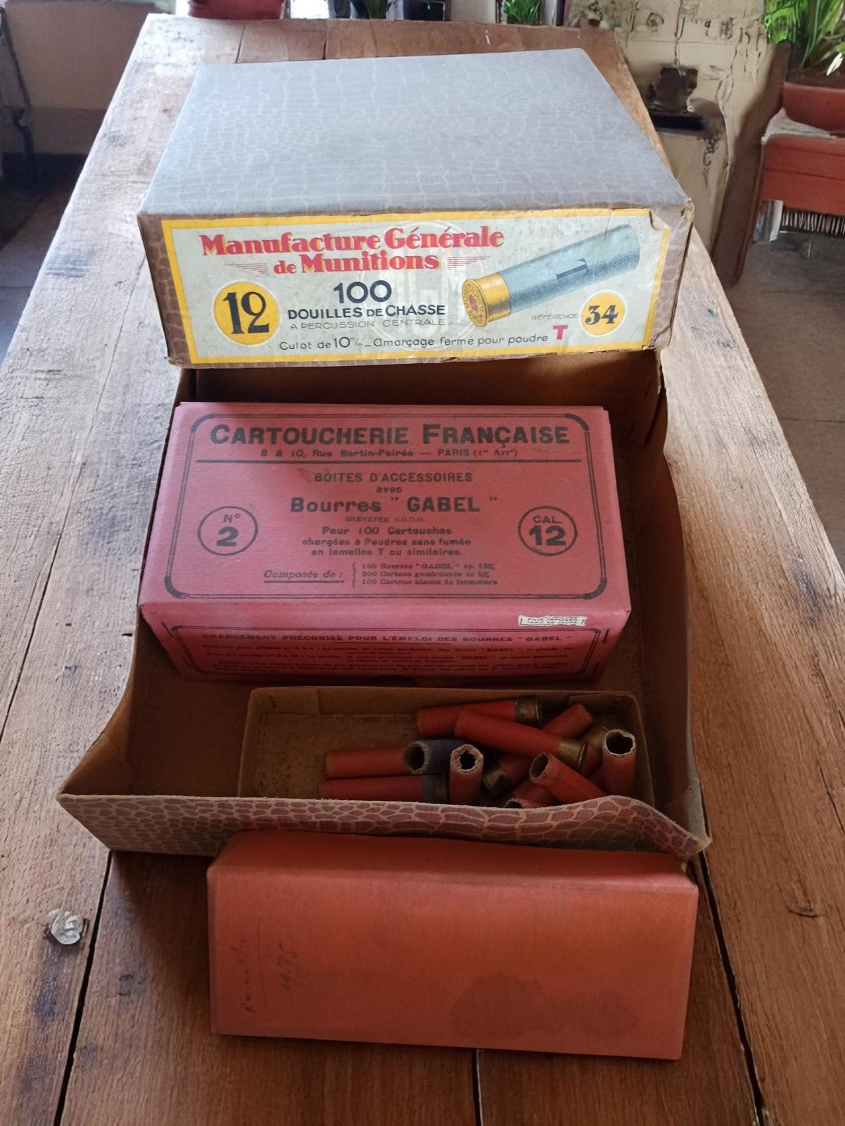 Lot douilles de chasse anciennes cal 12 + boîtes d’origine Manufacture Générale