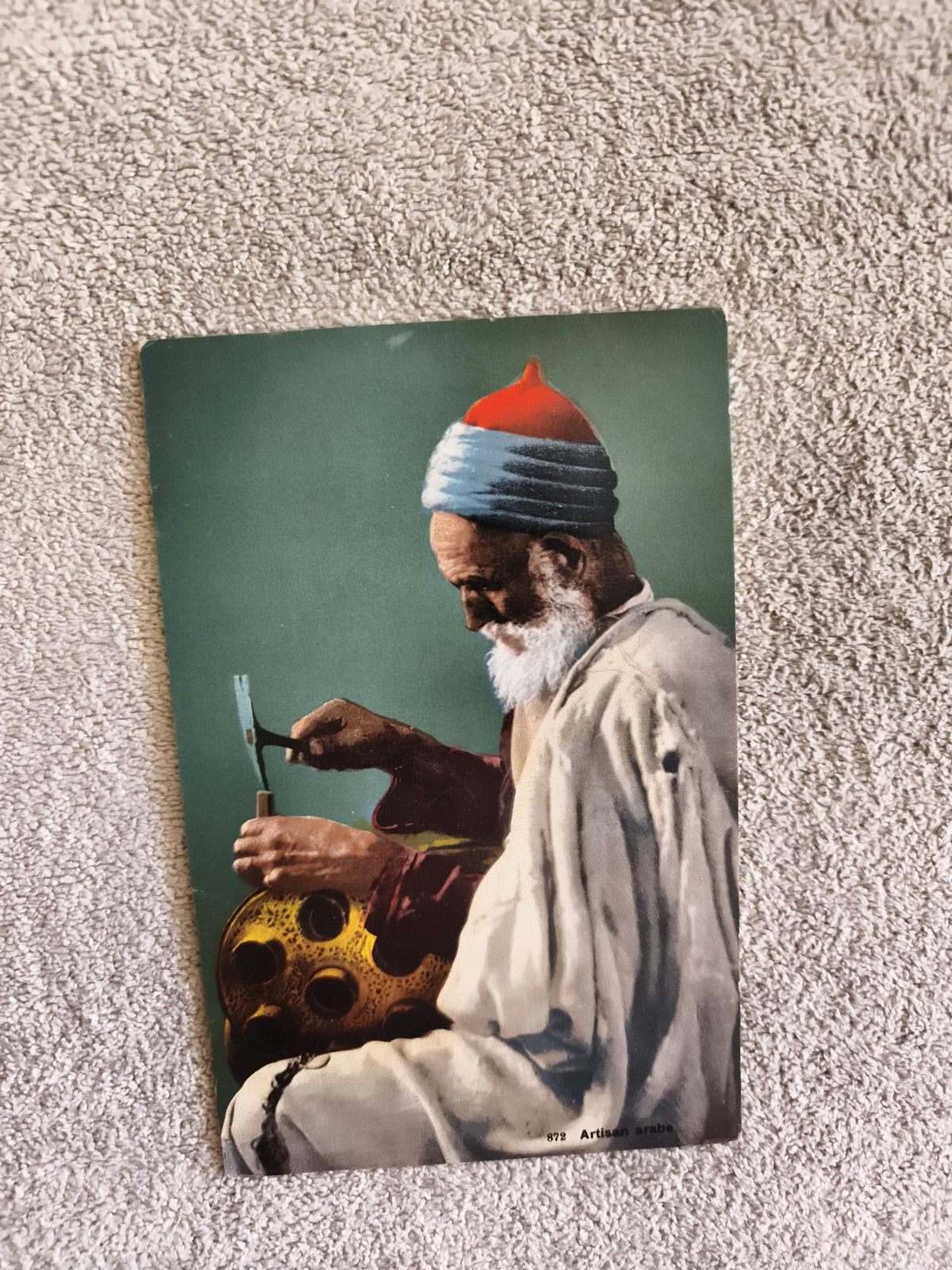 Carte postale CPA artisan arabe costume traditionnel orient