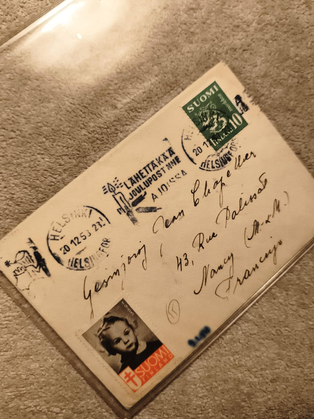 Lettre oblitérée Helsinki timbre Finlande SUOMI 10 vert + vignette Croix-Rouge (