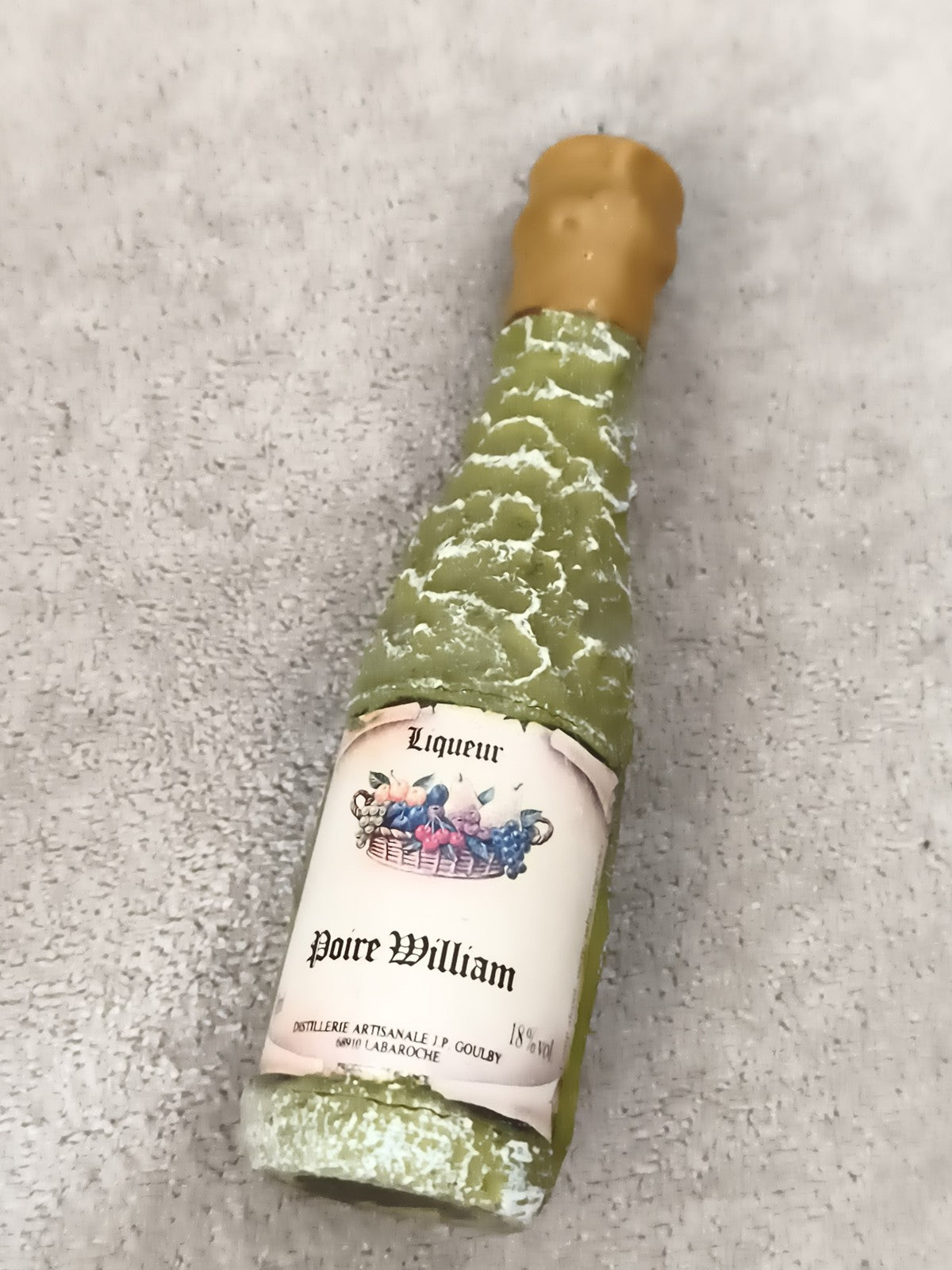 Miniature liqueur Poire William Goulby bouteille décorative partiellement rempli
