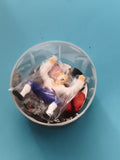 Figurine Street Fighter capsule jouet personnage articulé costume blanc bleu