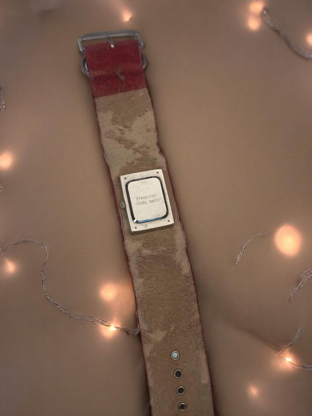 Montre femme Celsior vintage rétro cadran rectangulaire bracelet rouge