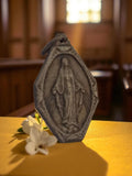 Médaille religieuse catholique vintage, Vierge miraculeuse, métal aspect patiné