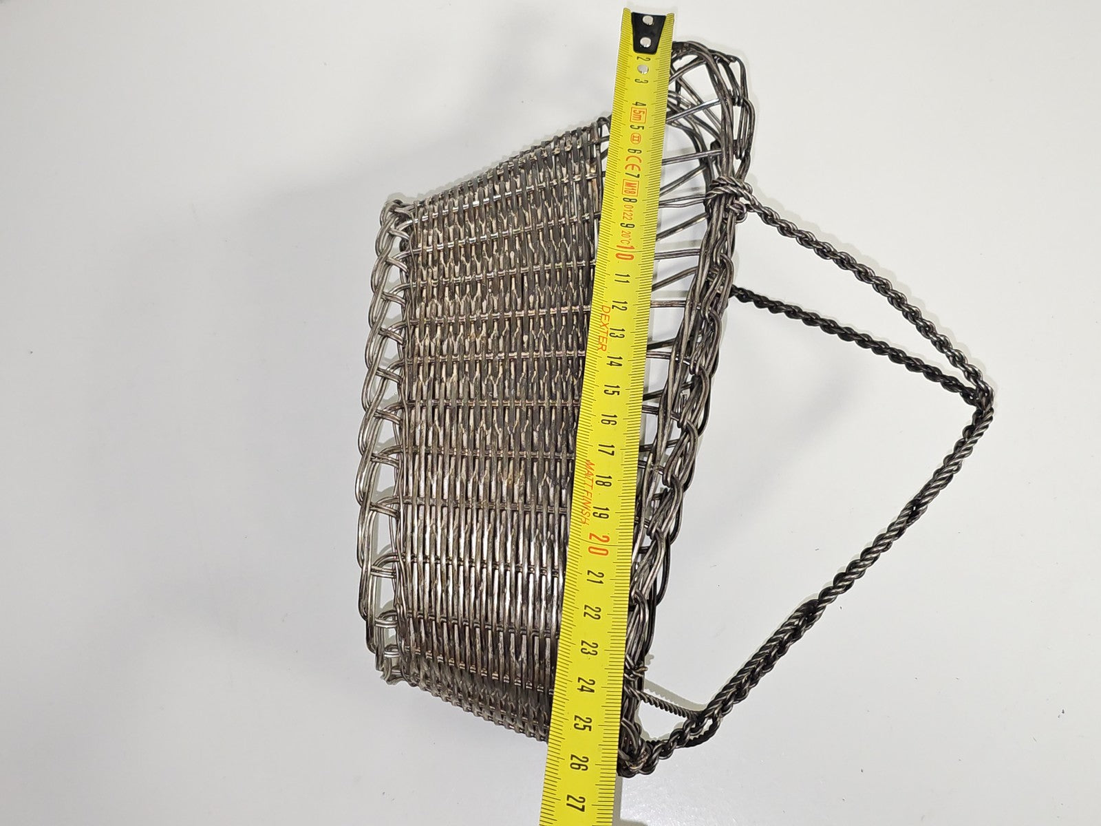 Petit panier vintage en métal argenté artisanal, ancien, marque Ancienne déco ré