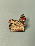 Vintage pin's Elf Aquitaine traîneau chiens Husky collection ancienne publicité