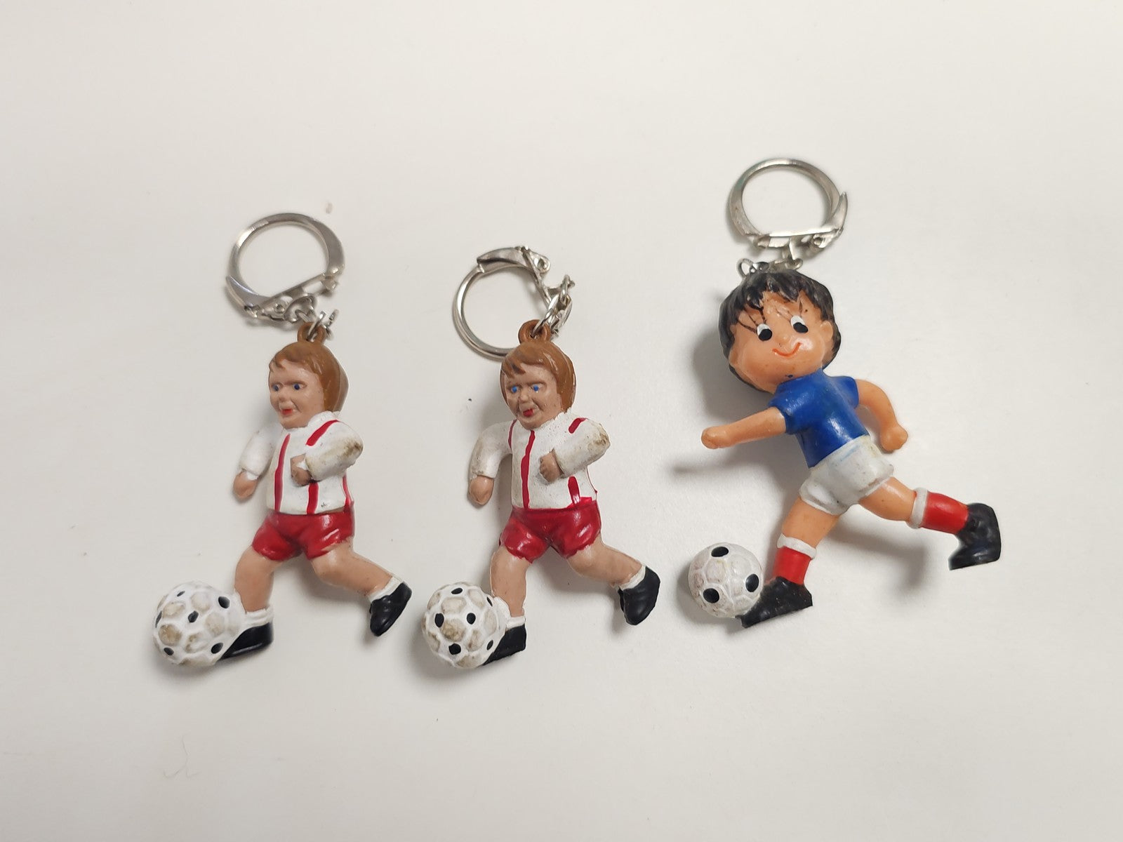 Lot de porte-clés anciens football rétro collection supporteur vintage