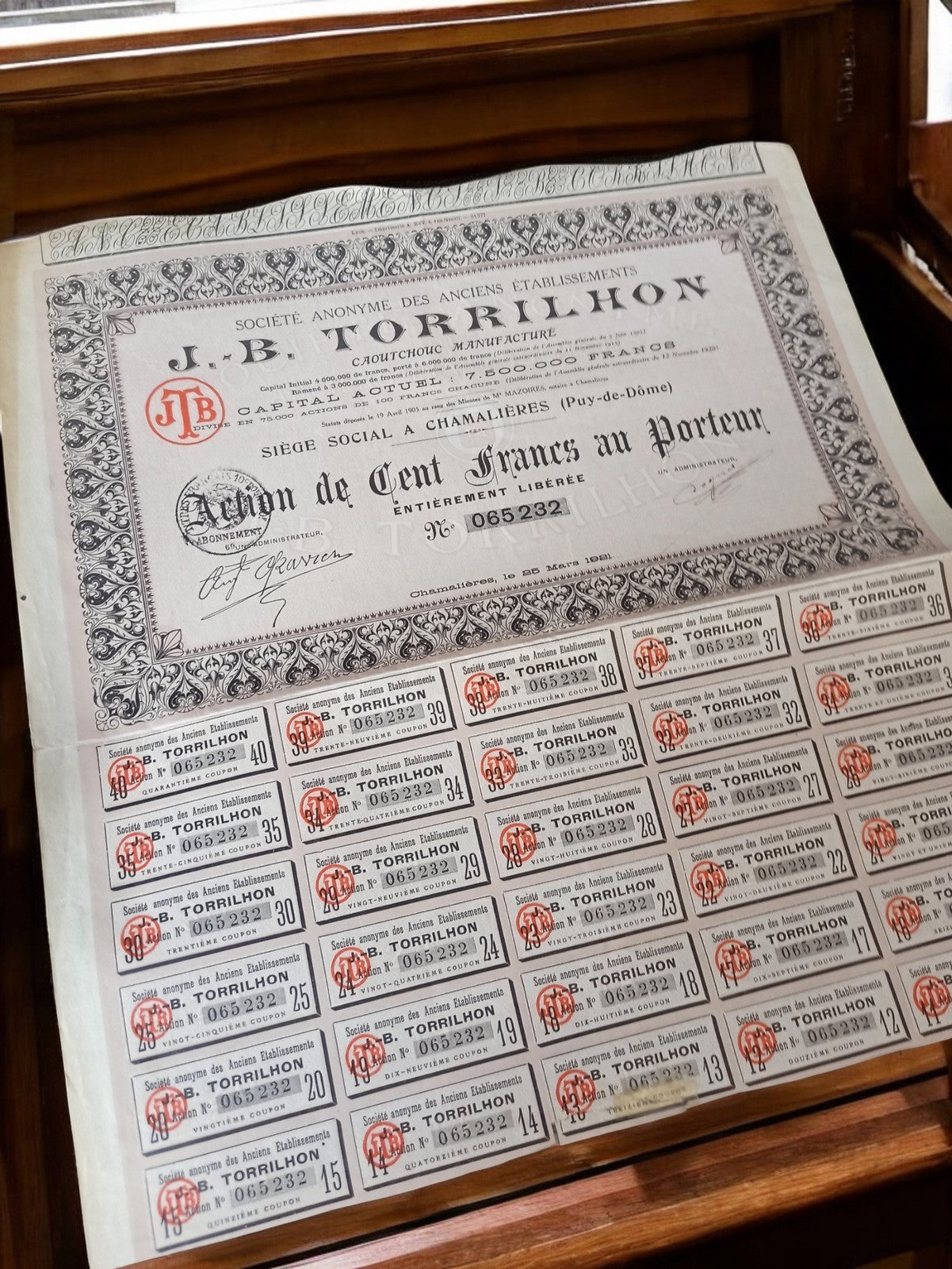 Action au porteur J.B. Torrilhon 1921 ancien titre financier vintage rétro