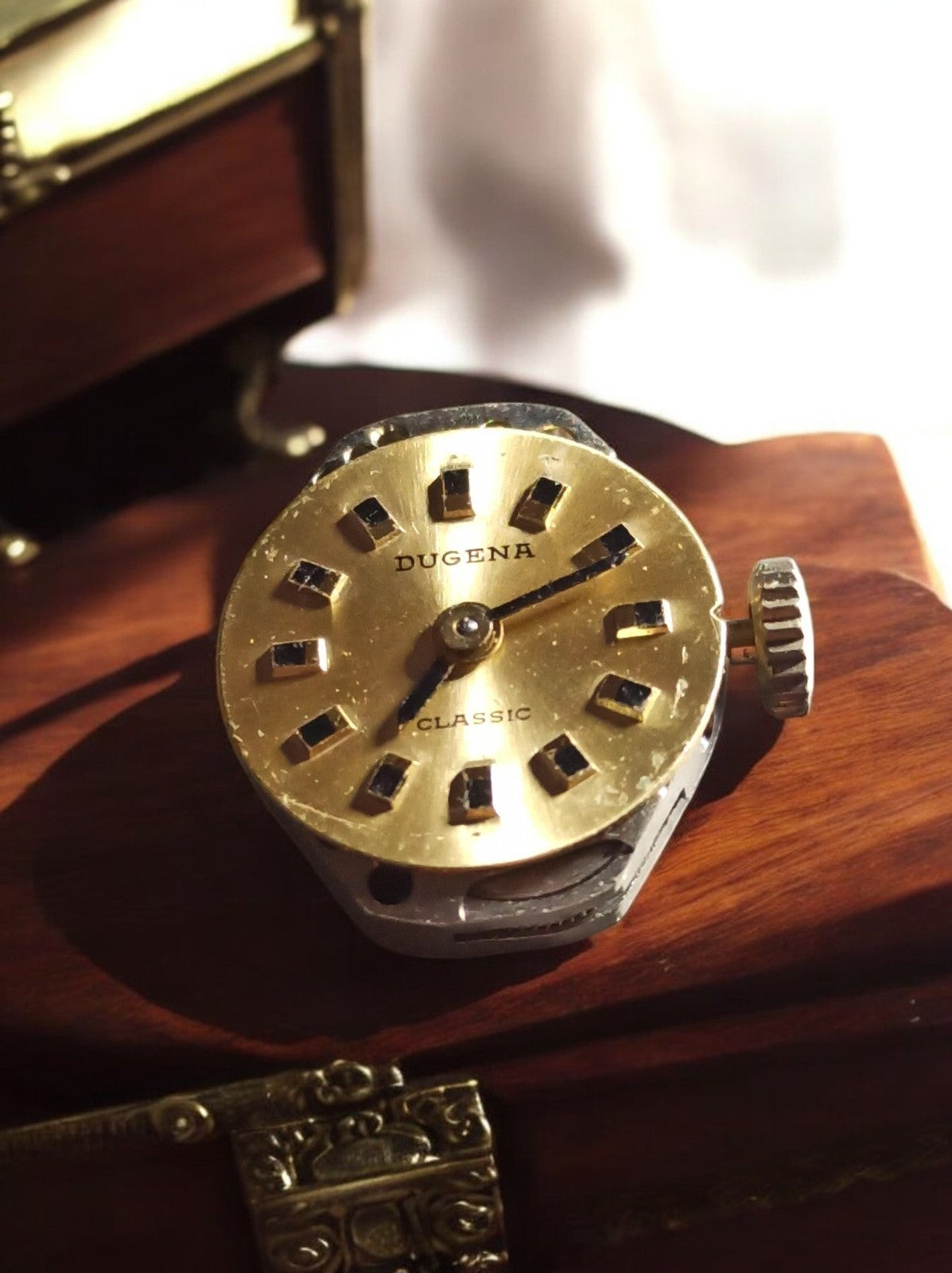 Mouvement montre Dugena Classic vintage mécanique à restaurer cadran doré