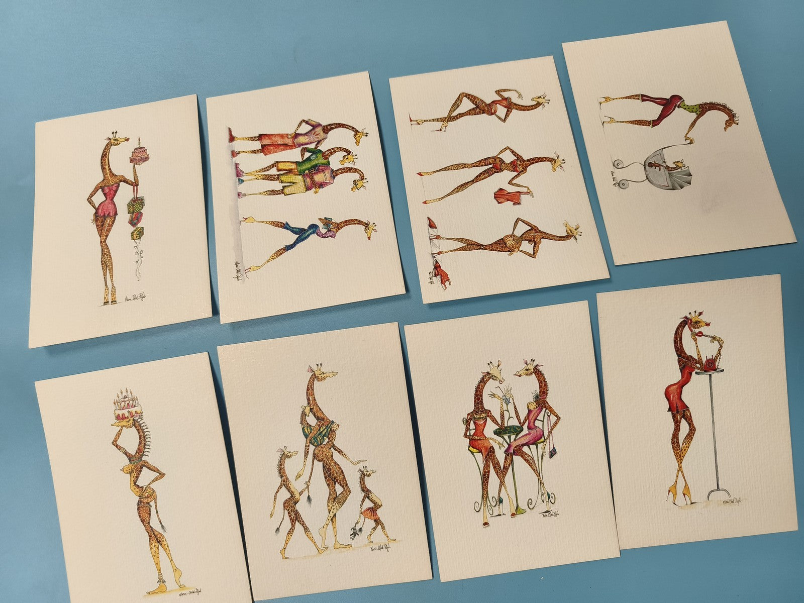 Lot 8 cartes anciennes signées girafes fantaisie, illustrations originales (Ref