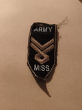 Écusson brodé ARMY MISS vintage noir or, patch militaire ancien