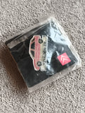 Pin's Citroën ZX ancien voiture rouge logo vintage auto badge