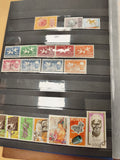 Lot de timbres Guinée multicolores thématiques, différents motifs, support non i
