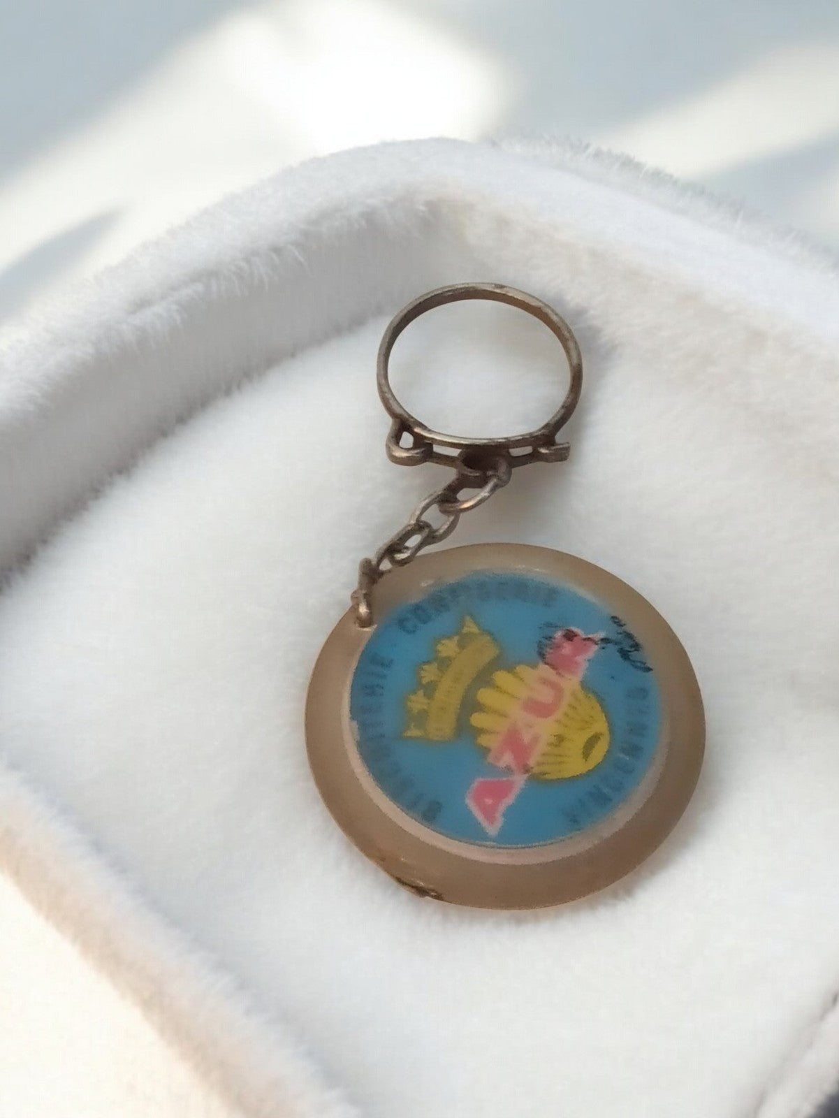 Porte-clés publicitaire vintage AZUR rond bleu rétro ancien accessoire