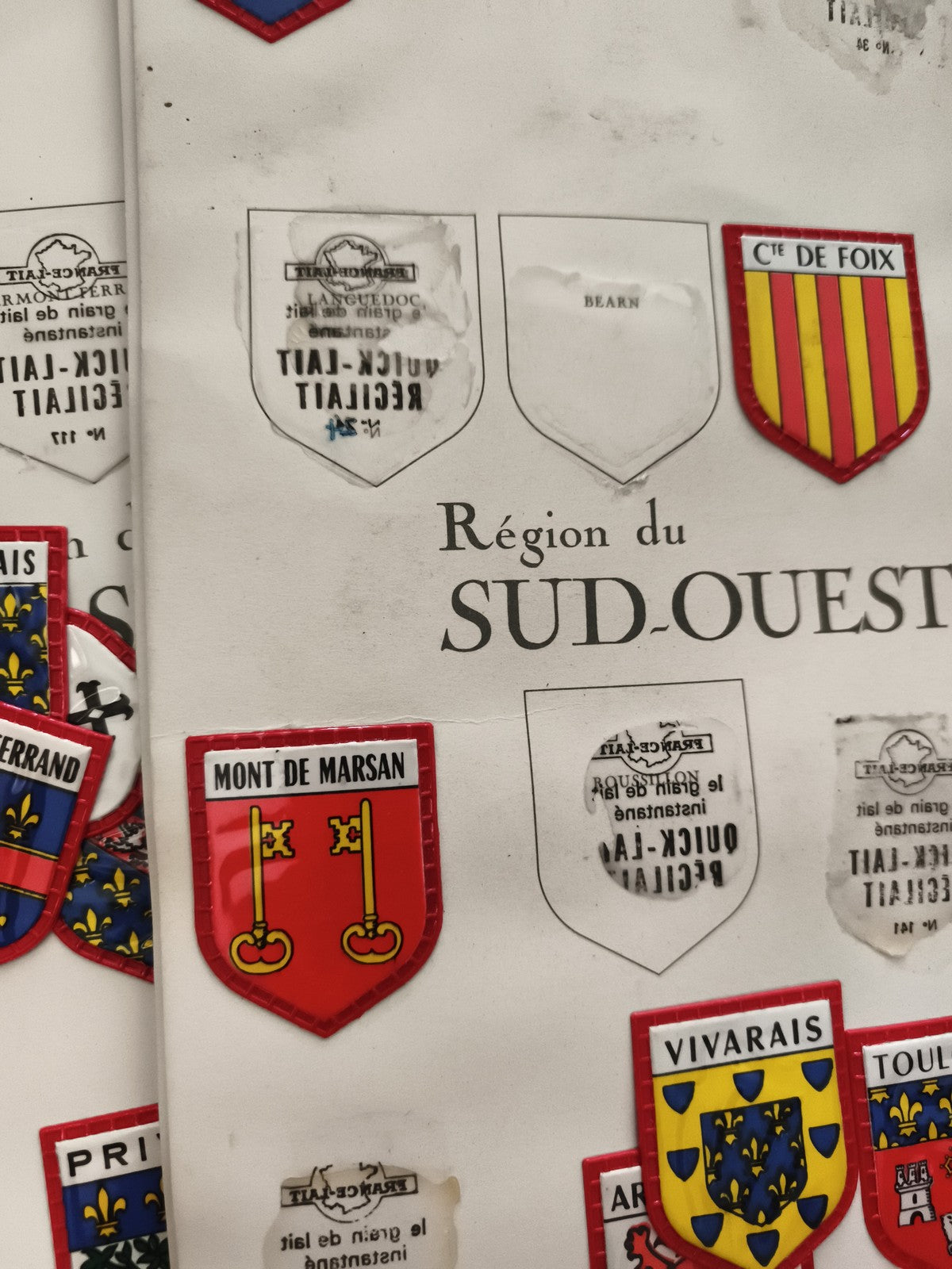 Lot écussons anciens France blason tissu brodé régions villes vintage héraldique