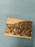 Carte postale ancienne animée Toulon Carré du Port scène de rue vintage