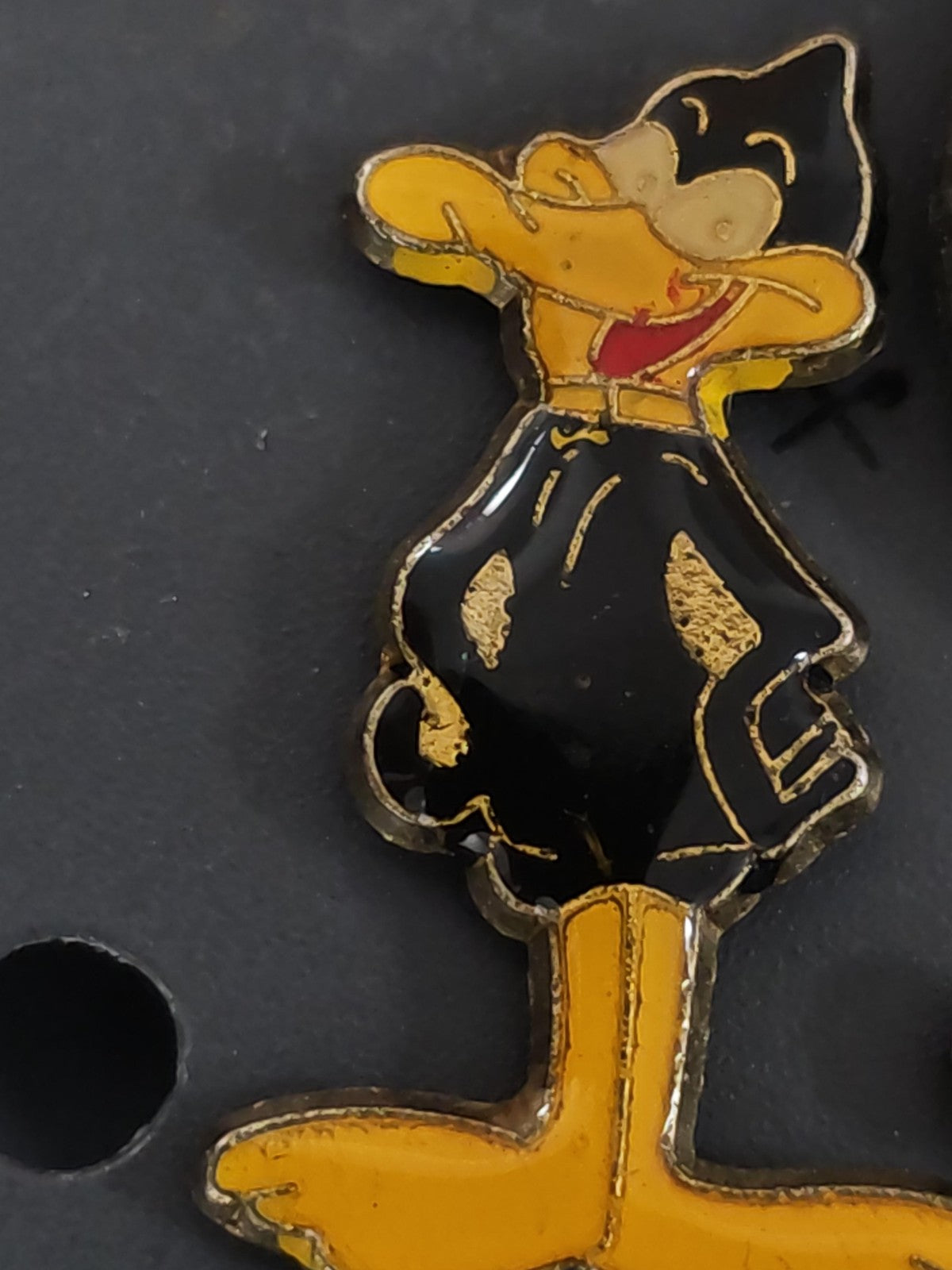 Pin's ancien Daffy Duck rétro, badge collection Looney Tunes vintage rare