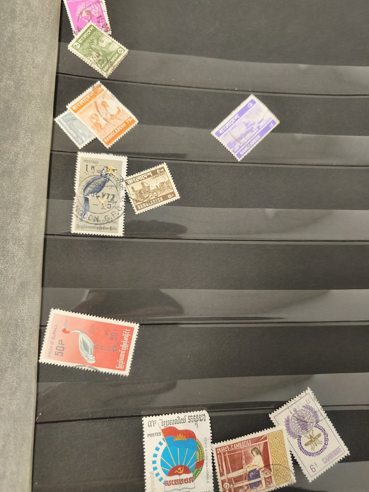 Lot anciens timbres oblitérés Bangladesh et Asie, oiseaux, monuments, collection