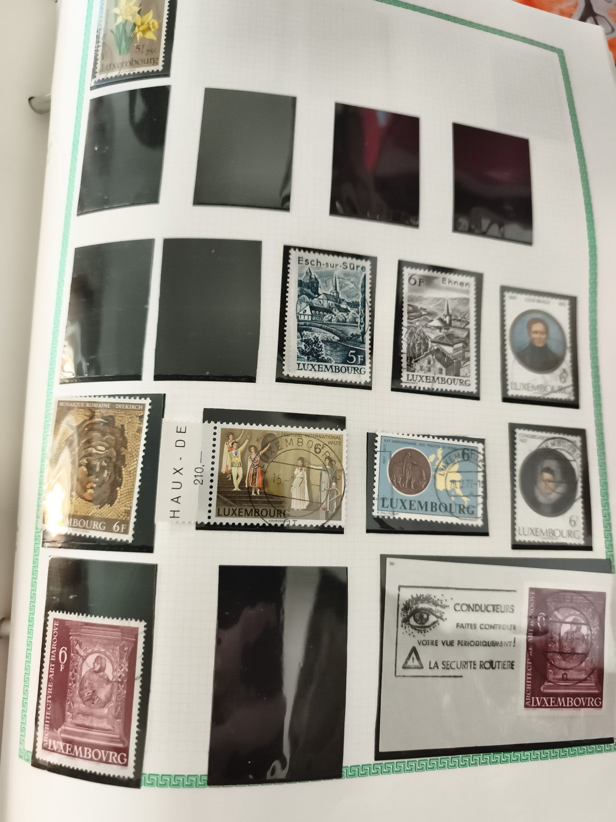 Timbres Luxembourg lot thématique oblitérés neufs fleur architecture art
